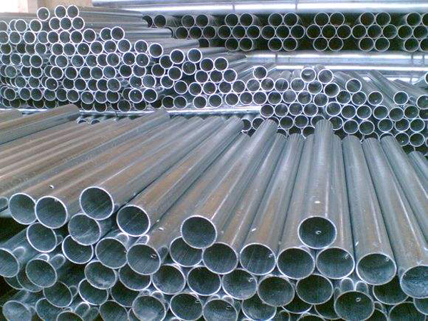 波形護欄板立柱